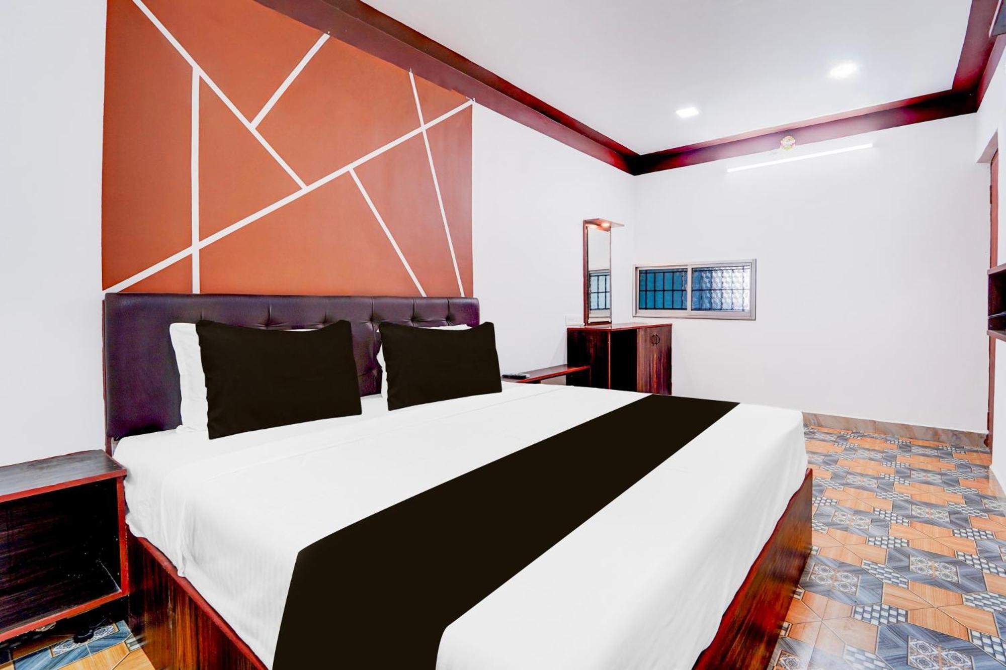 Hotel O Anandha Inn Rooms Tirupparangunram Exterior photo